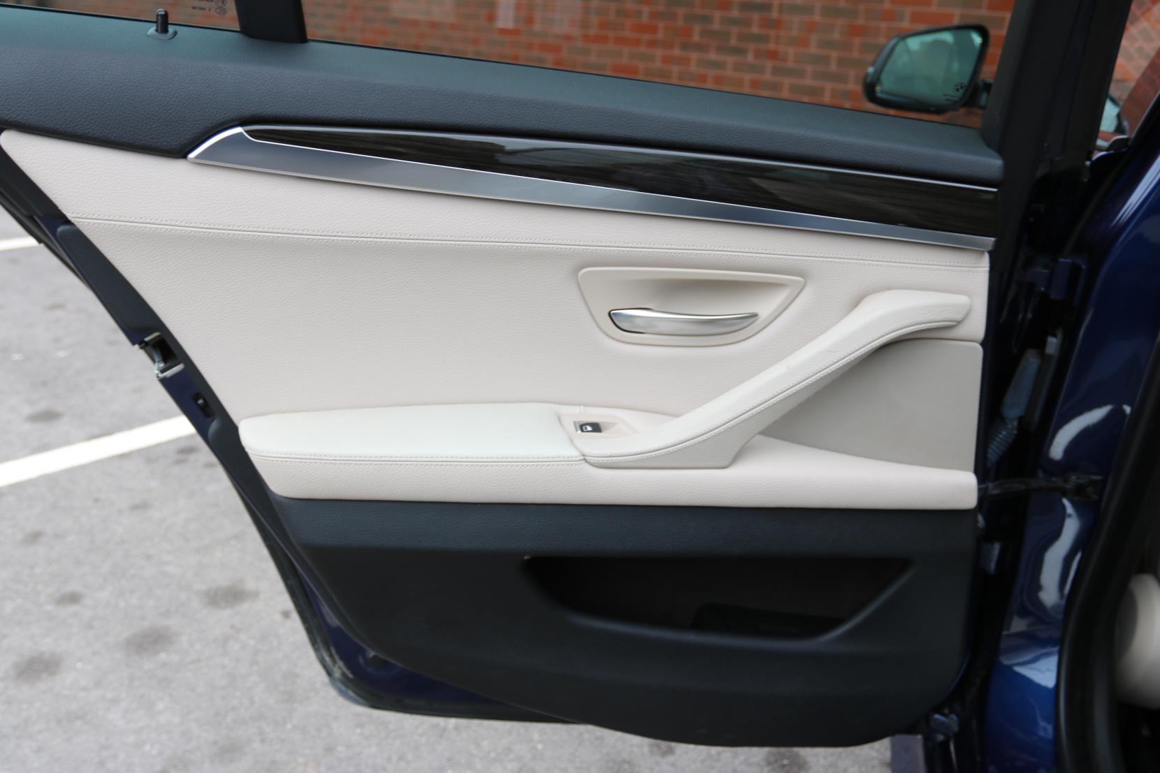 BMW 5 Series 3.0 530d M Sport Touring 5dr Diesel Auto Euro 6 (s/s) (258 ps)