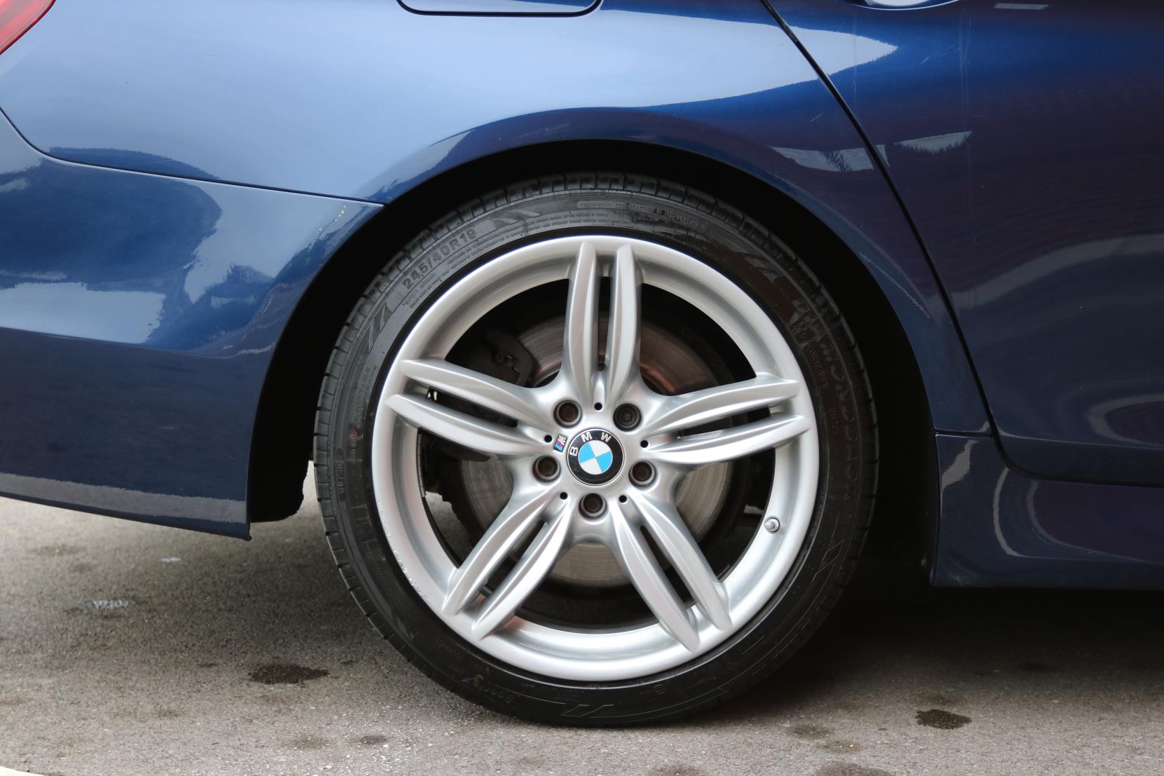 BMW 5 Series 3.0 530d M Sport Touring 5dr Diesel Auto Euro 6 (s/s) (258 ps)