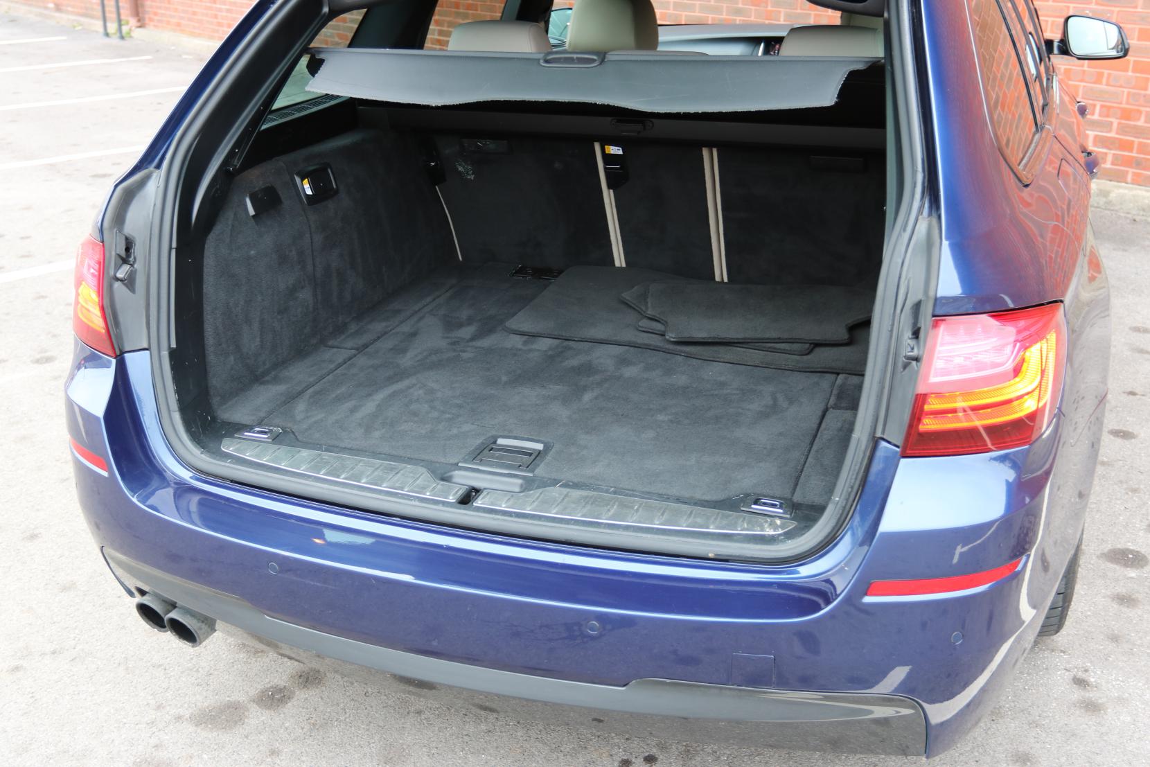 BMW 5 Series 3.0 530d M Sport Touring 5dr Diesel Auto Euro 6 (s/s) (258 ps)