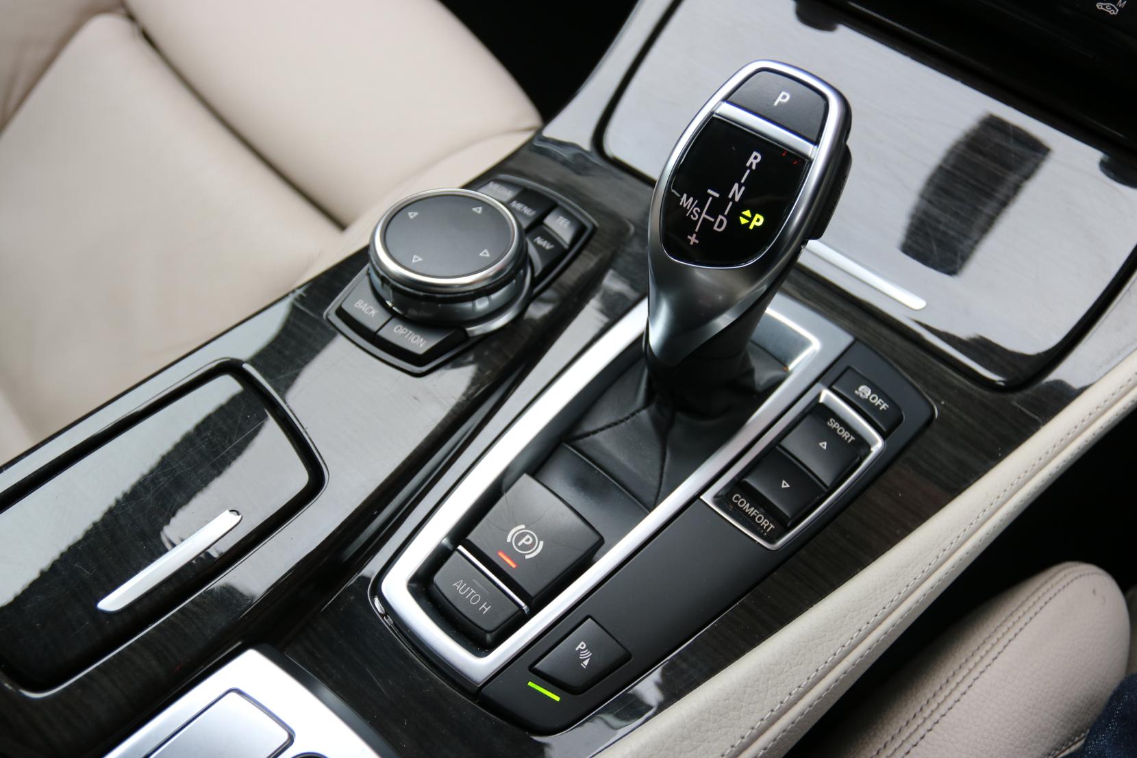 BMW 5 Series 3.0 530d M Sport Touring 5dr Diesel Auto Euro 6 (s/s) (258 ps)