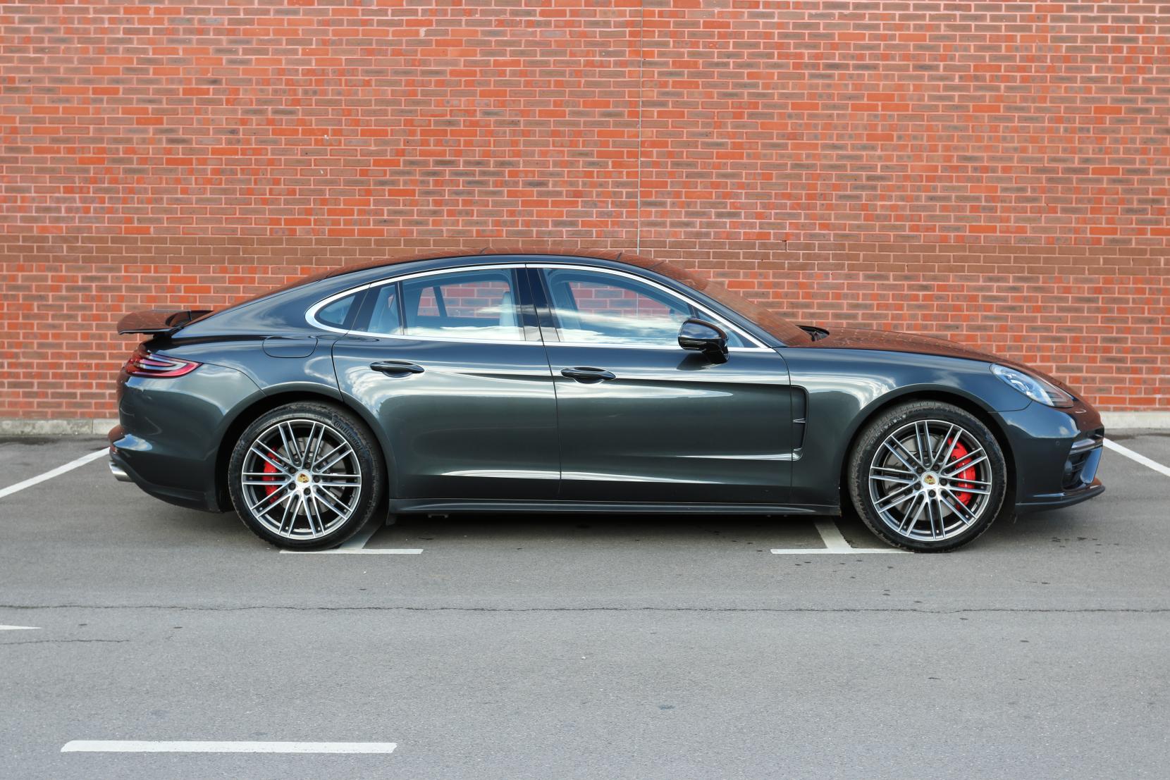 Porsche Panamera 4.0T V8 Turbo Saloon 5dr Petrol PDK 4WD Euro 6 (s/s) (550 ps)