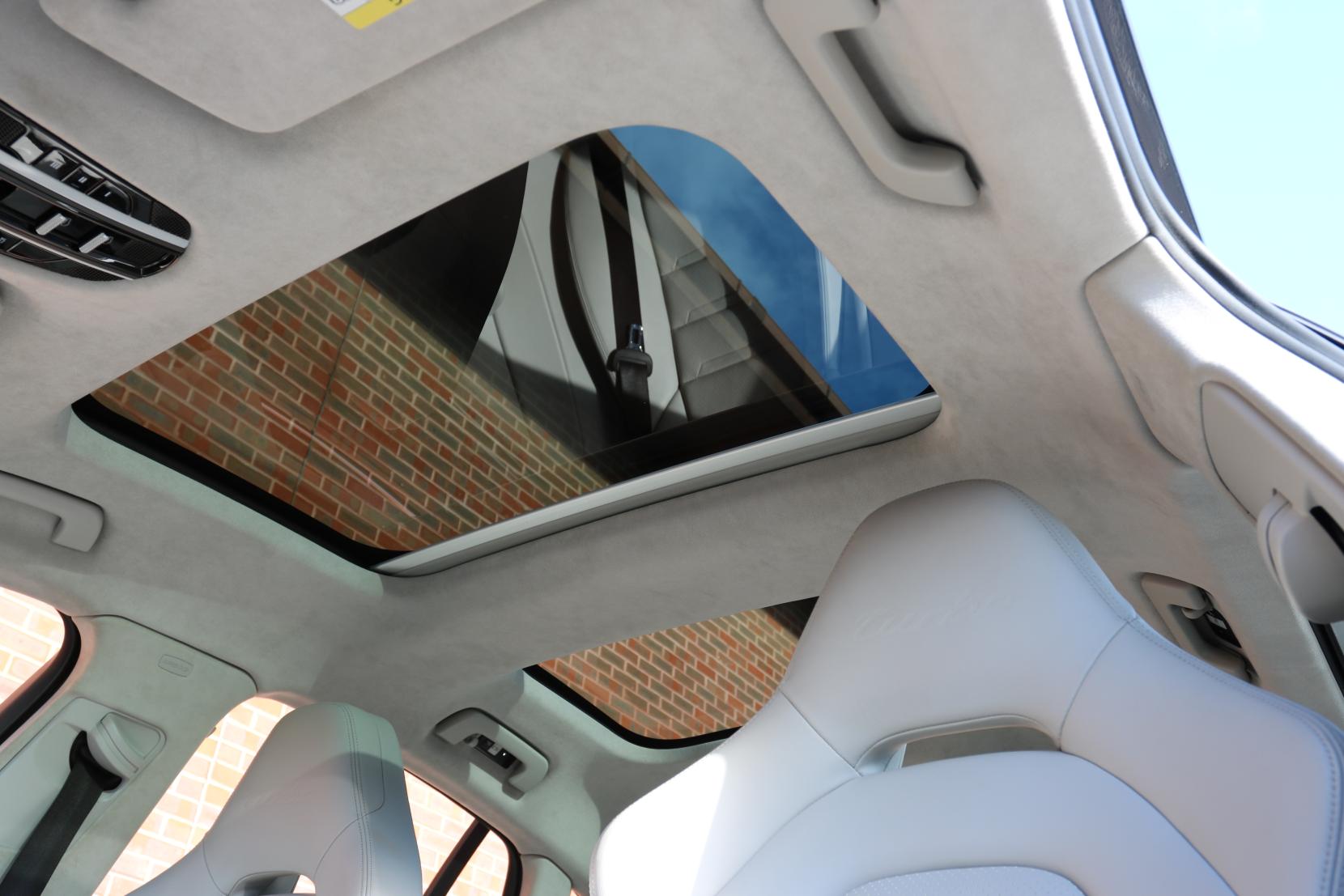 Porsche Panamera 4.0T V8 Turbo Saloon 5dr Petrol PDK 4WD Euro 6 (s/s) (550 ps)