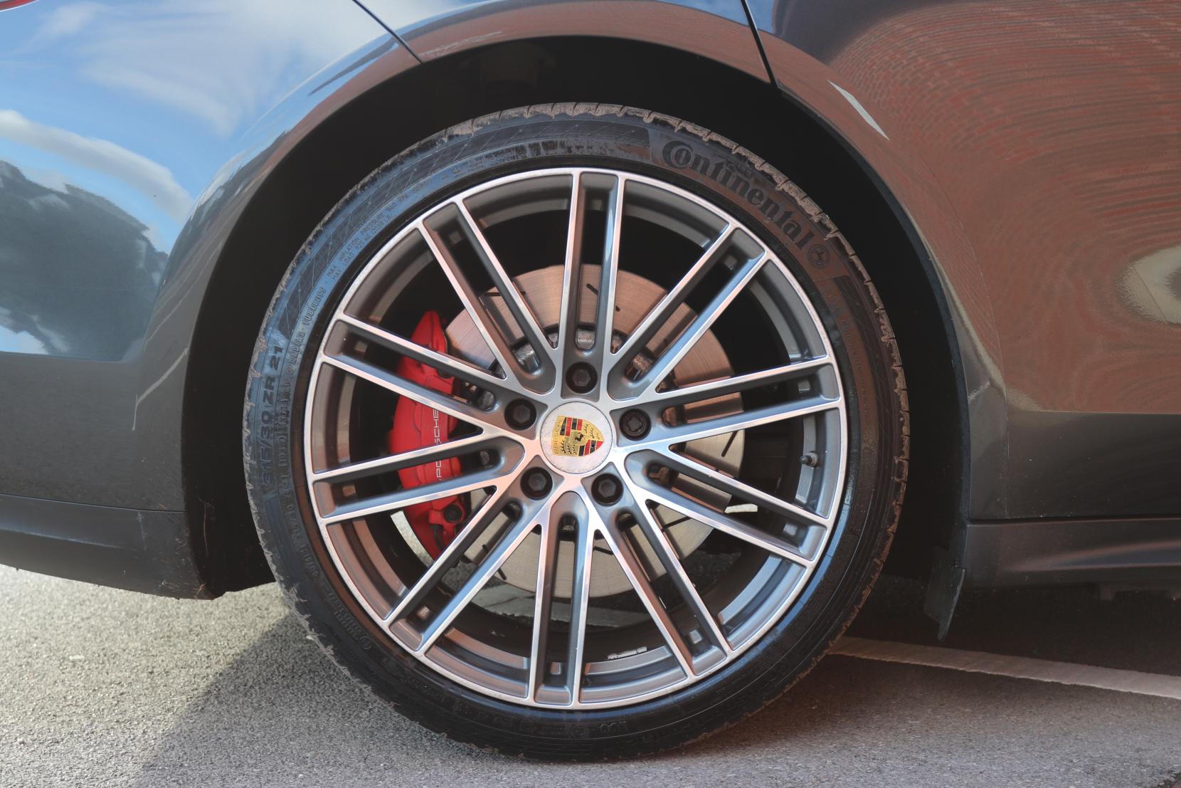 Porsche Panamera 4.0T V8 Turbo Saloon 5dr Petrol PDK 4WD Euro 6 (s/s) (550 ps)