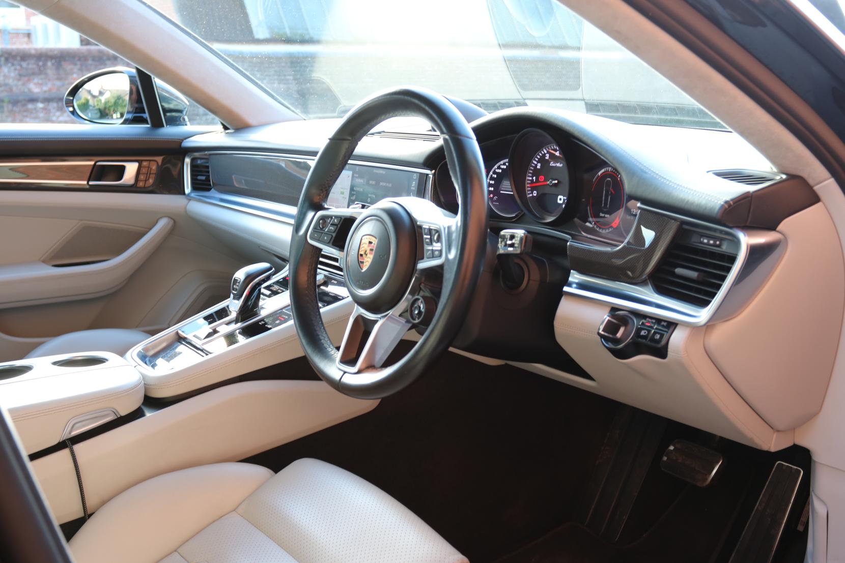 Porsche Panamera 4.0T V8 Turbo Saloon 5dr Petrol PDK 4WD Euro 6 (s/s) (550 ps)