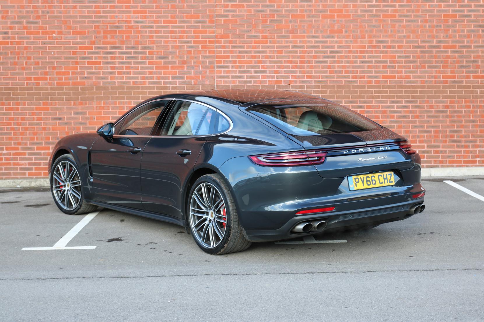 Porsche Panamera 4.0T V8 Turbo Saloon 5dr Petrol PDK 4WD Euro 6 (s/s) (550 ps)