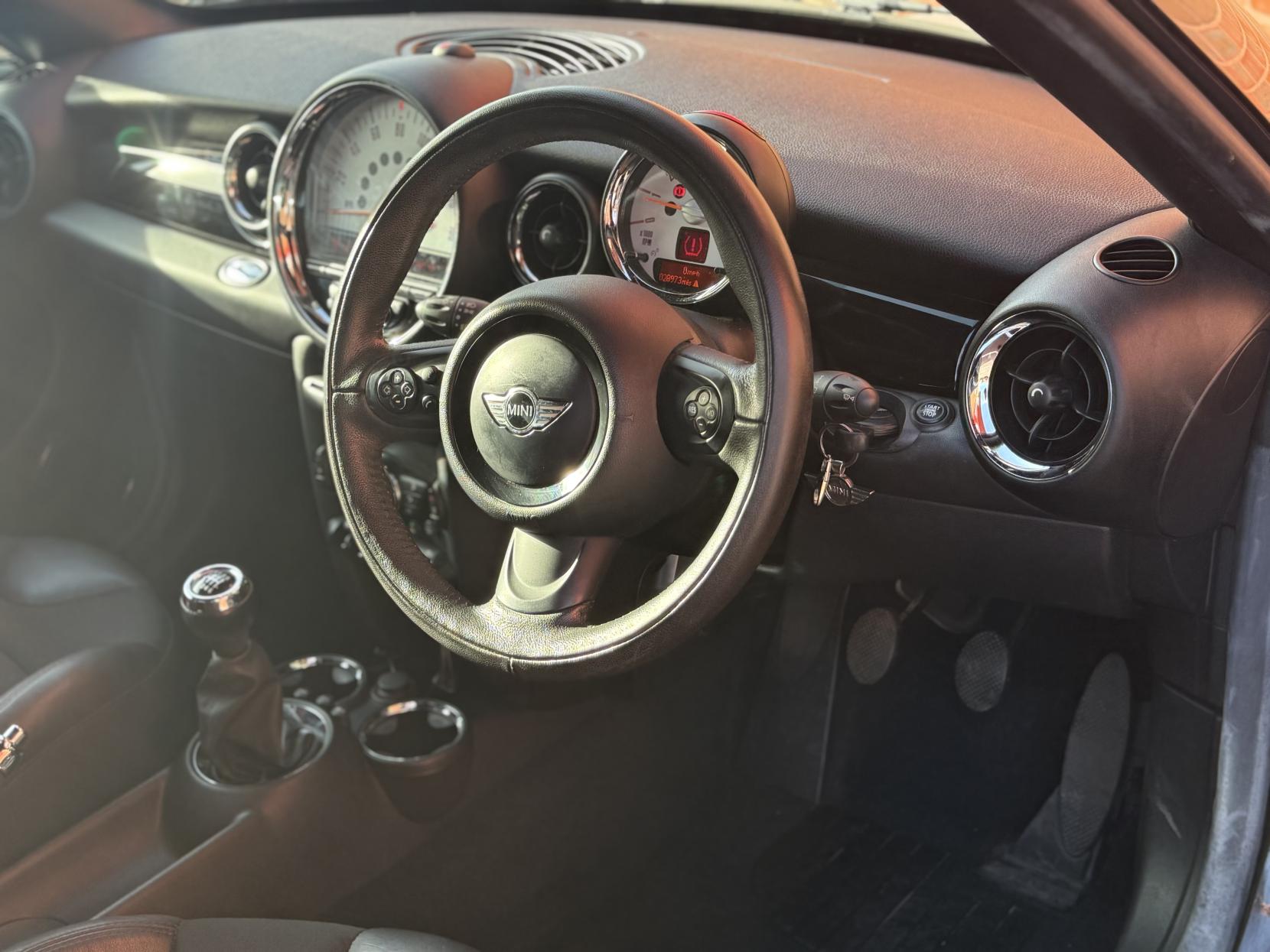 MINI Coupe 1.6 Cooper Coupe 2dr Petrol Manual Euro 5 (s/s) (122 ps)