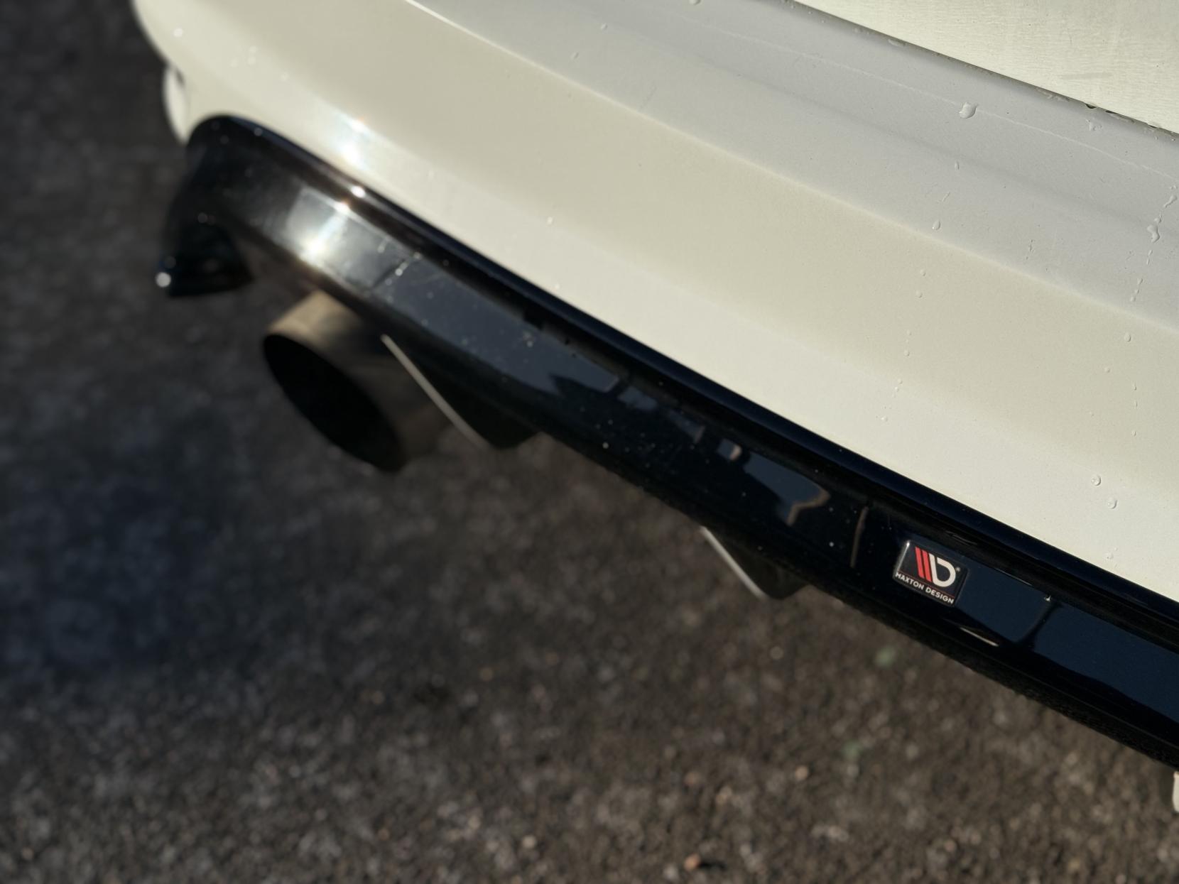 Ford Focus 2.5 SIV ST-3 Hatchback 3dr Petrol Manual (224 g/km, 221 bhp)