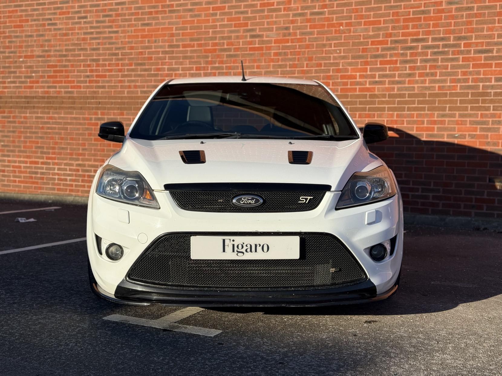 Ford Focus 2.5 SIV ST-3 Hatchback 3dr Petrol Manual (224 g/km, 221 bhp)