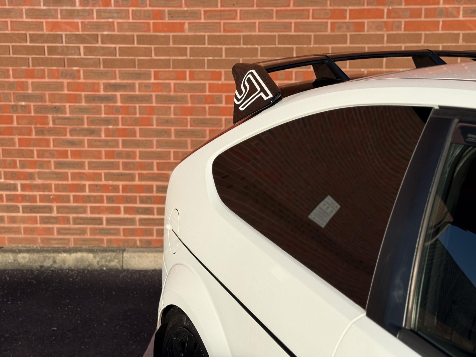 Ford Focus 2.5 SIV ST-3 Hatchback 3dr Petrol Manual (224 g/km, 221 bhp)