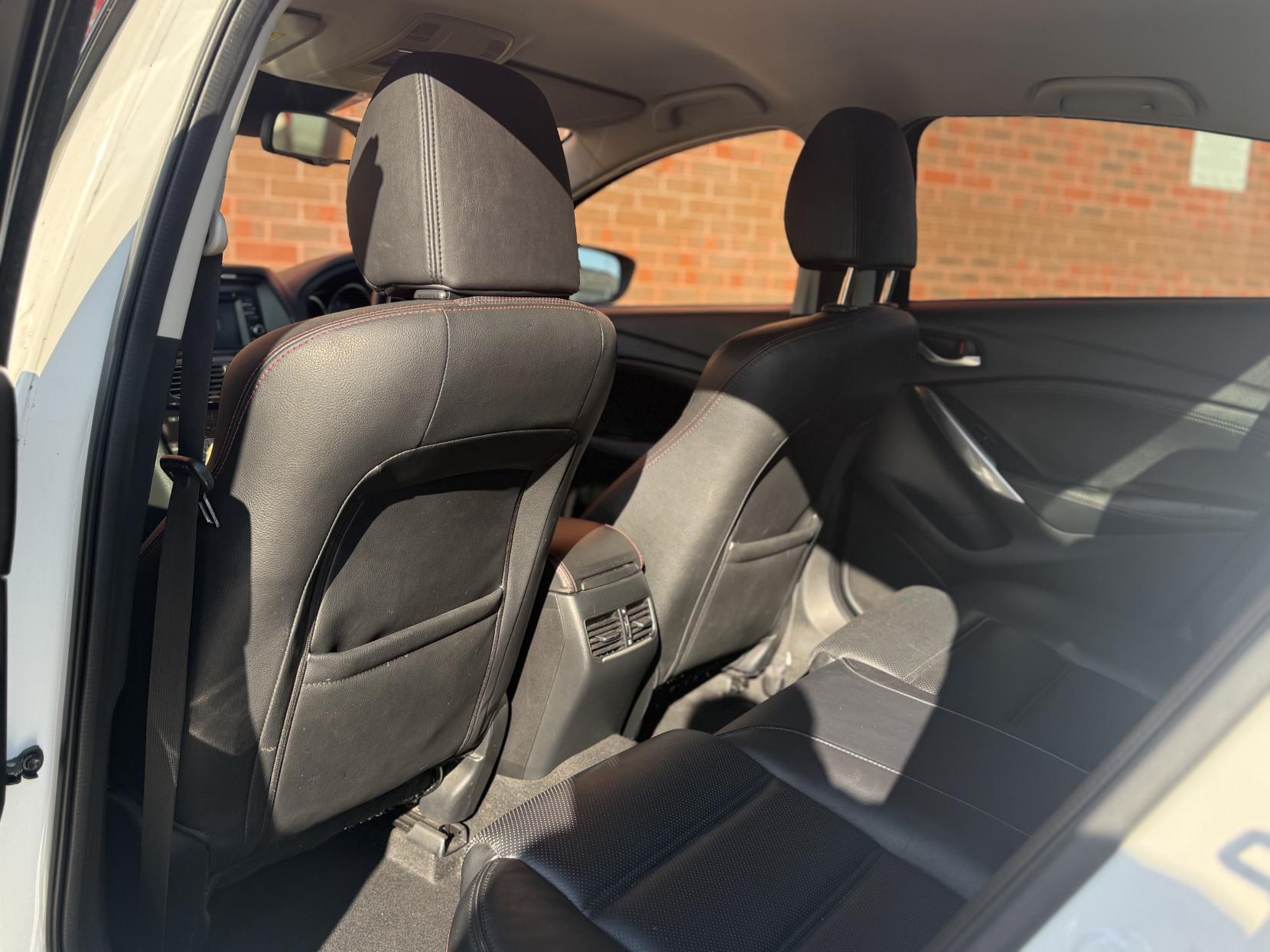 Mazda Mazda6 2.2 SKYACTIV-D Sport Nav Saloon 4dr Diesel Auto Euro 6 (s/s) (175 ps)