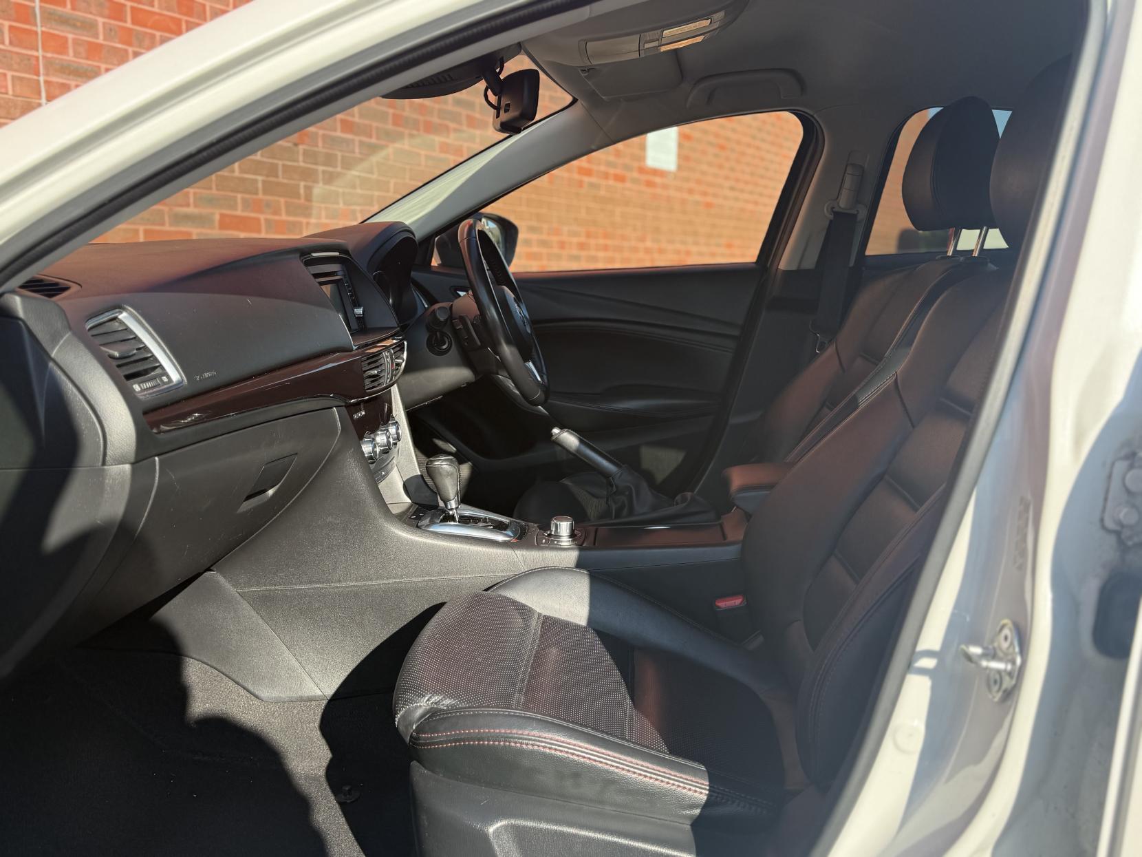 Mazda Mazda6 2.2 SKYACTIV-D Sport Nav Saloon 4dr Diesel Auto Euro 6 (s/s) (175 ps)