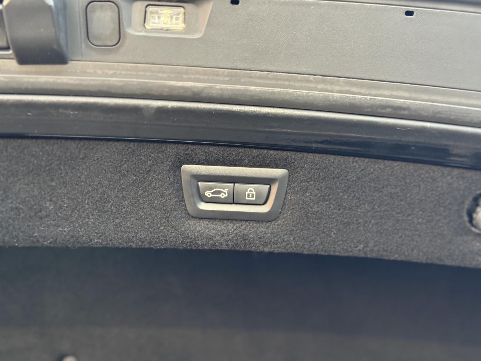 BMW M8 4.4i V8 Competition Coupe 2dr Petrol Steptronic 4WD Euro 6 (s/s) (625 ps)