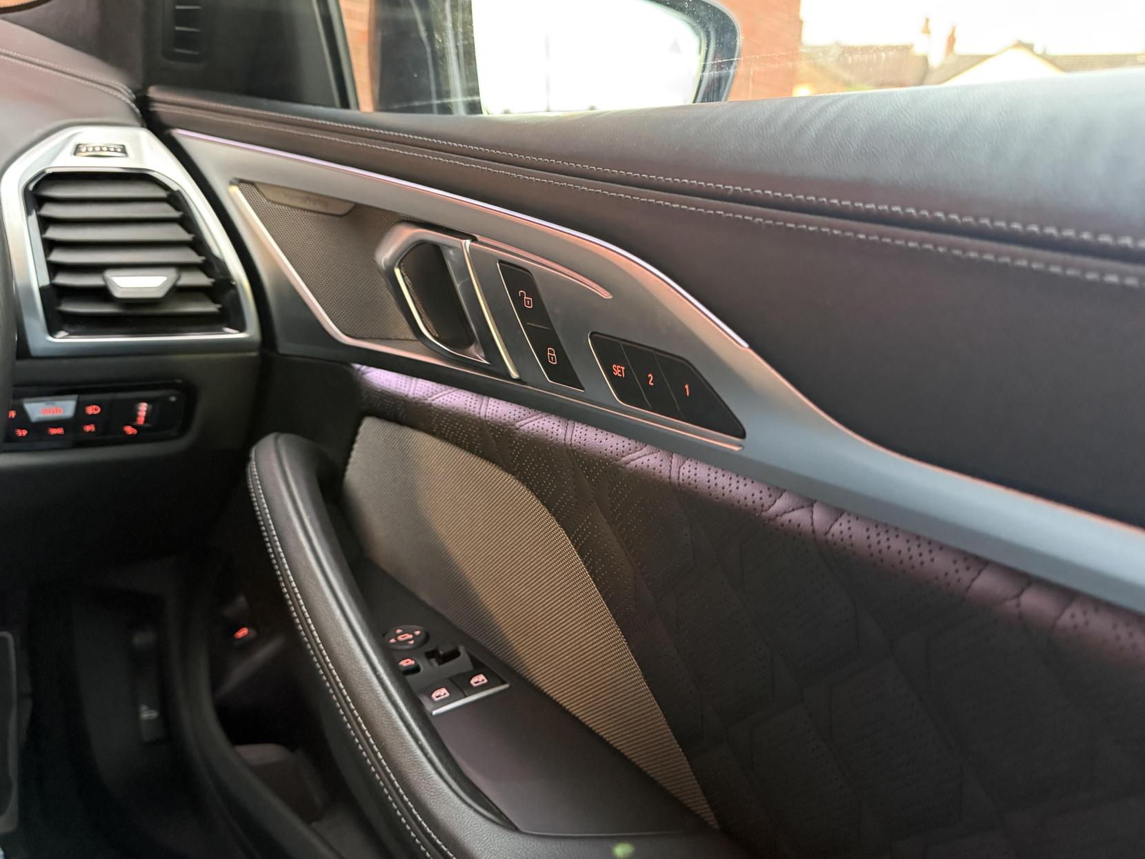 BMW M8 4.4i V8 Competition Coupe 2dr Petrol Steptronic 4WD Euro 6 (s/s) (625 ps)