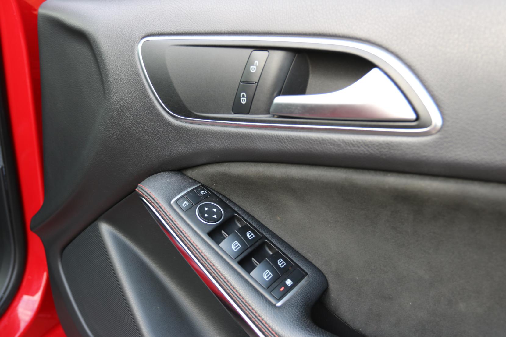 Mercedes-Benz A Class 2.0 A45 AMG Hatchback 5dr Petrol SpdS DCT 4MATIC Euro 6 (s/s) (360 ps)