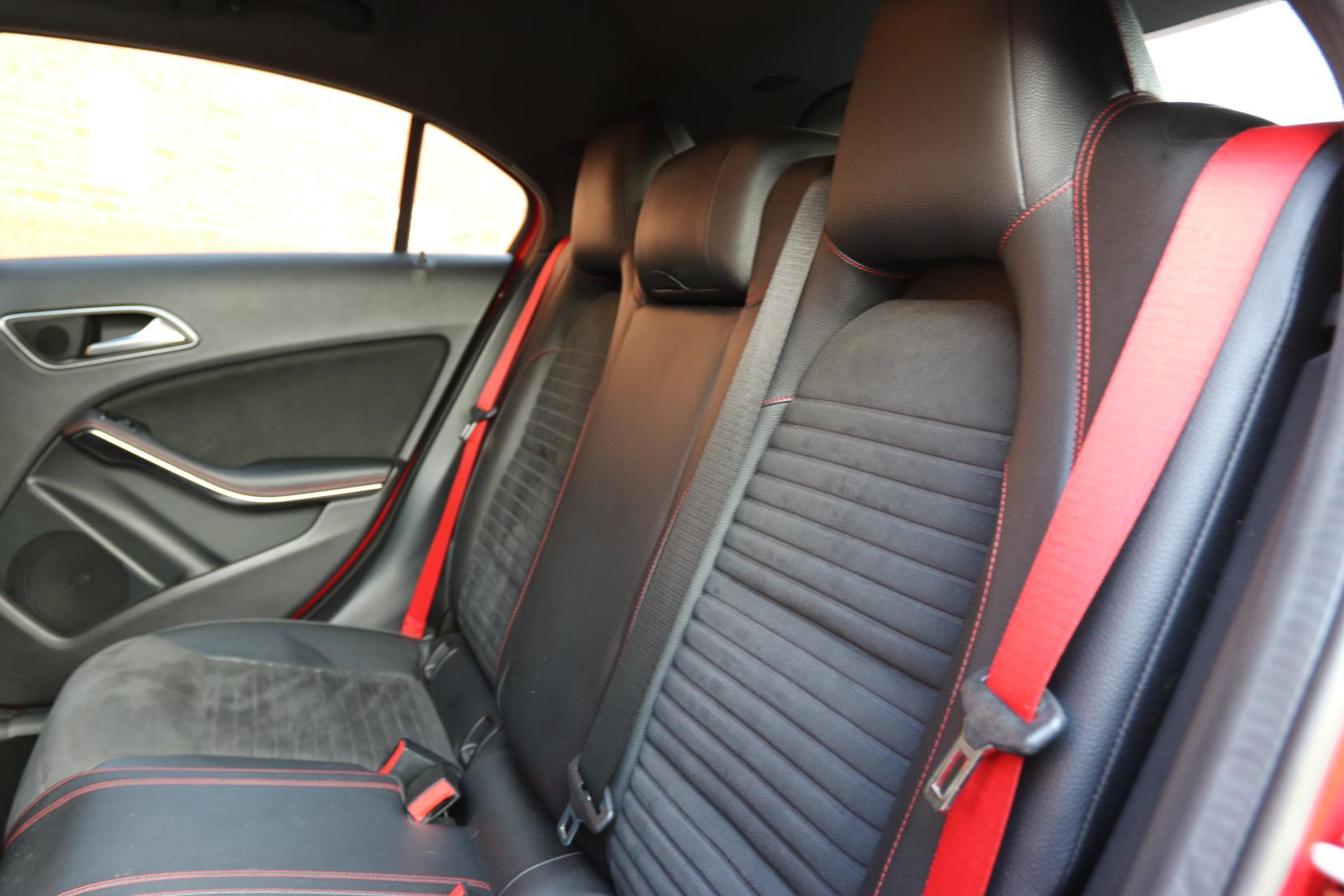 Mercedes-Benz A Class 2.0 A45 AMG Hatchback 5dr Petrol SpdS DCT 4MATIC Euro 6 (s/s) (360 ps)