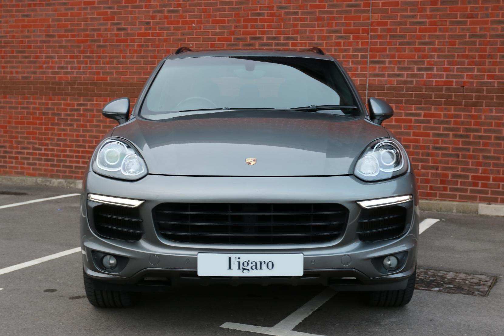 Porsche Cayenne 3.0 TD V6 SUV 5dr Diesel TiptronicS 4WD Euro 6 (s/s) (262 ps)