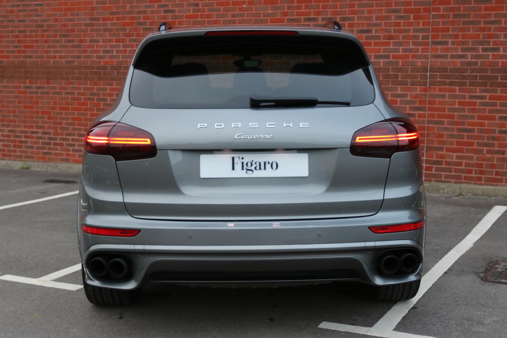 Porsche Cayenne 3.0 TD V6 SUV 5dr Diesel TiptronicS 4WD Euro 6 (s/s) (262 ps)