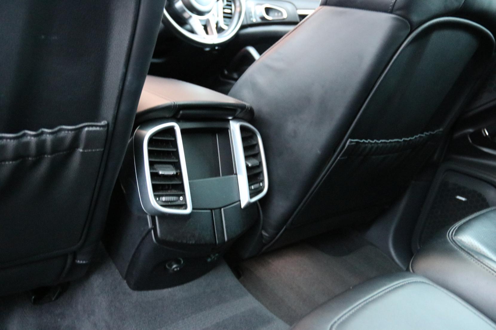 Porsche Cayenne 3.0 TD V6 SUV 5dr Diesel TiptronicS 4WD Euro 6 (s/s) (262 ps)