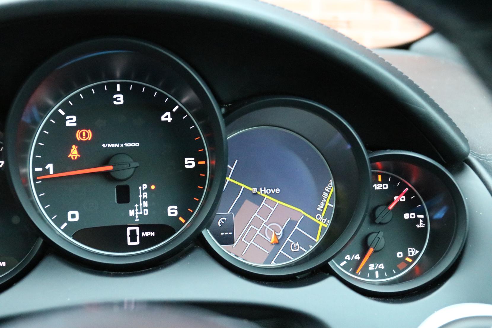 Porsche Cayenne 3.0 TD V6 SUV 5dr Diesel TiptronicS 4WD Euro 6 (s/s) (262 ps)