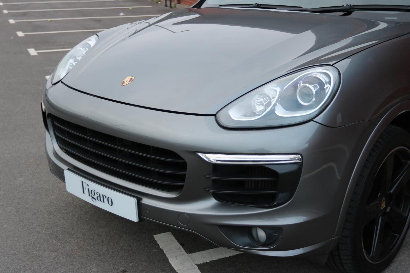 Porsche Cayenne 3.0 TD V6 SUV 5dr Diesel TiptronicS 4WD Euro 6 (s/s) (262 ps)