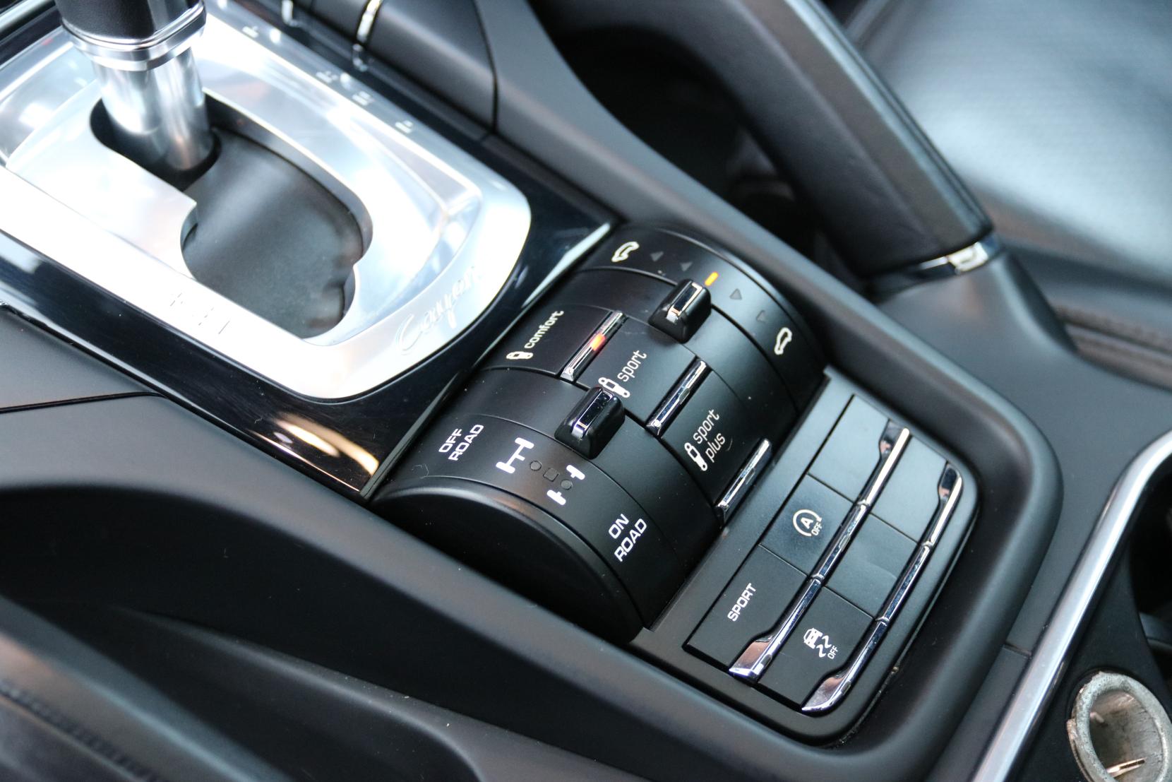 Porsche Cayenne 3.0 TD V6 SUV 5dr Diesel TiptronicS 4WD Euro 6 (s/s) (262 ps)