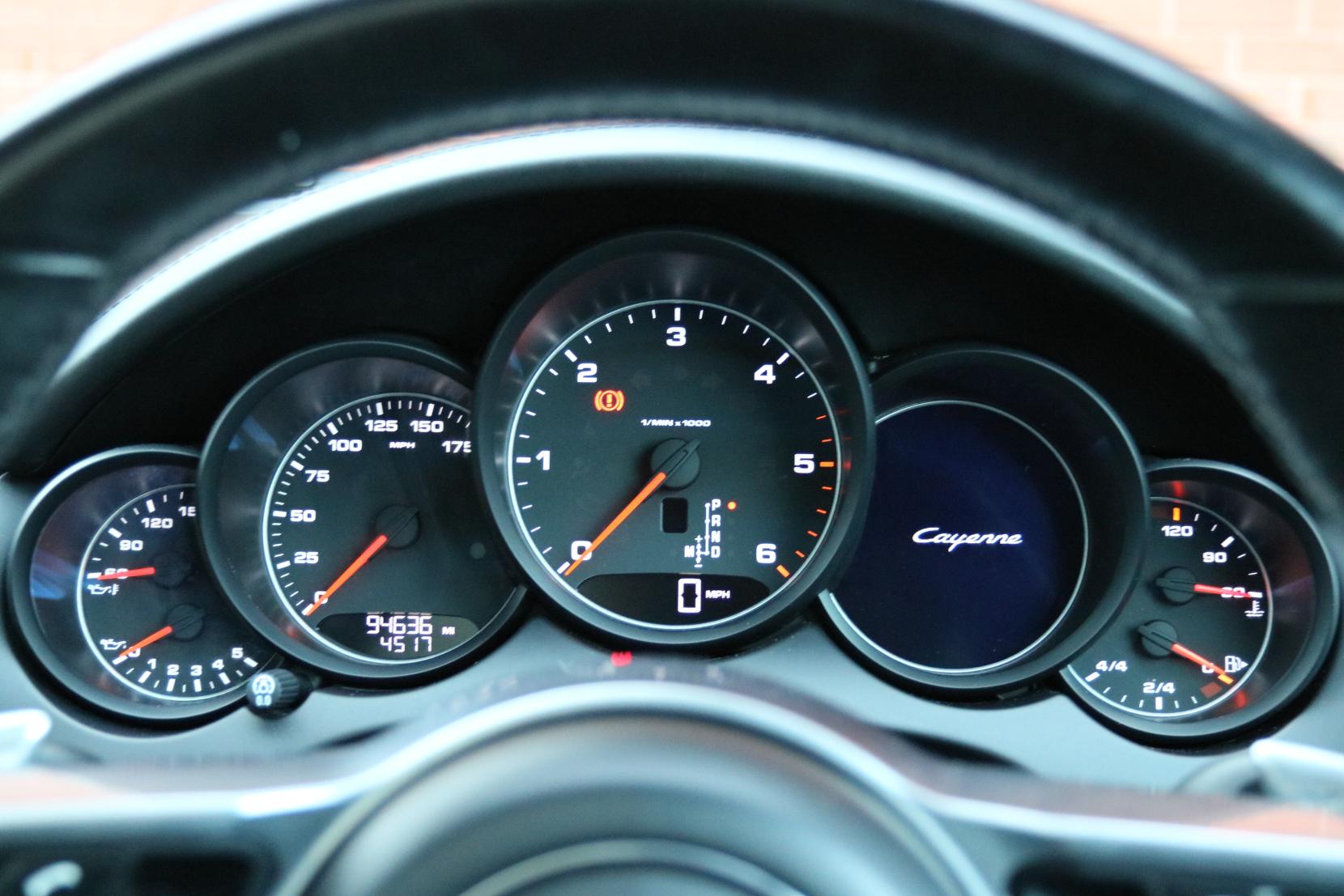 Porsche Cayenne 3.0 TD V6 SUV 5dr Diesel TiptronicS 4WD Euro 6 (s/s) (262 ps)