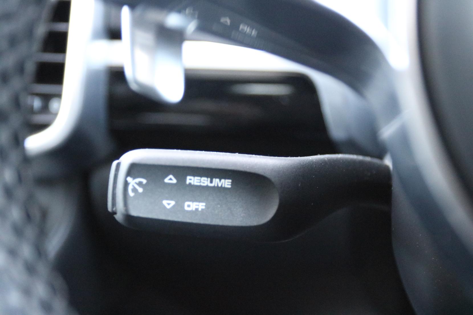 Porsche Cayenne 3.0 TD V6 SUV 5dr Diesel TiptronicS 4WD Euro 6 (s/s) (262 ps)