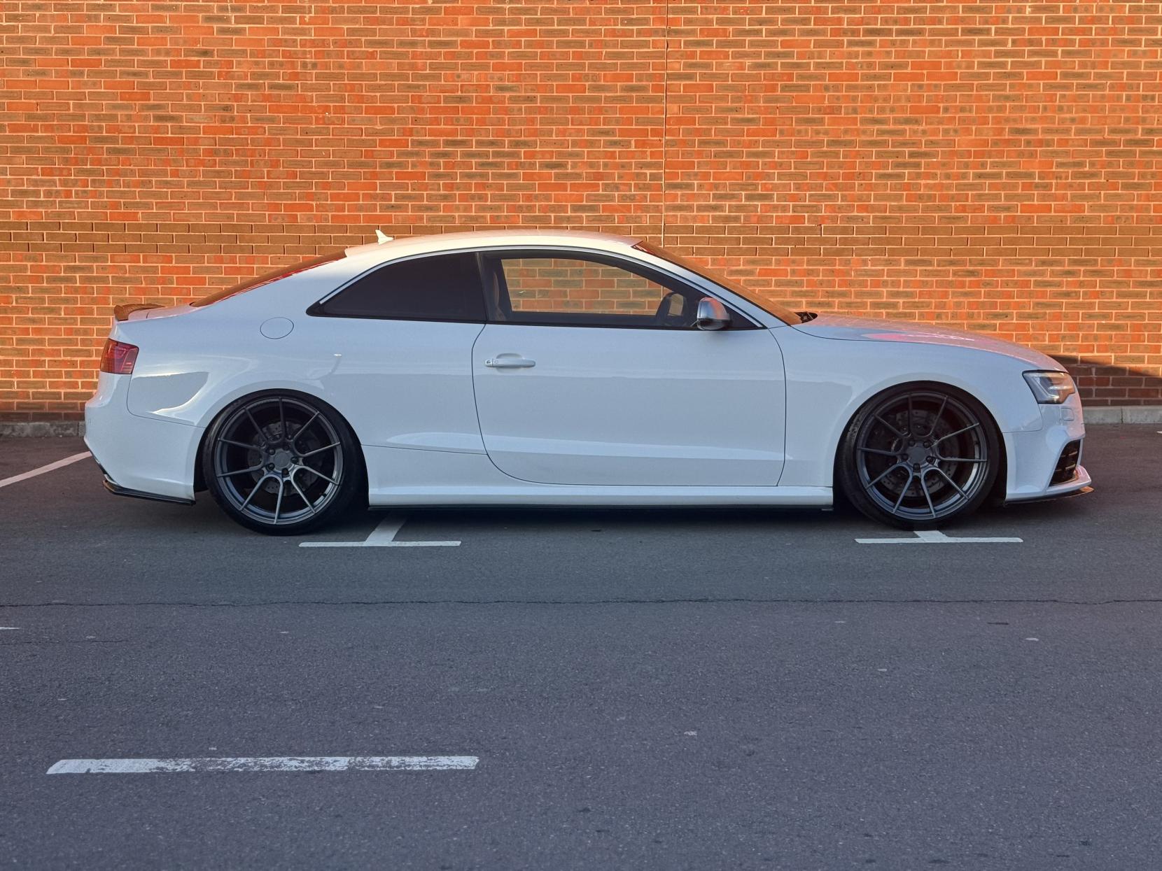 Audi RS5 4.2 FSI V8 Coupe 2dr Petrol S Tronic quattro Euro 5 (450 ps)