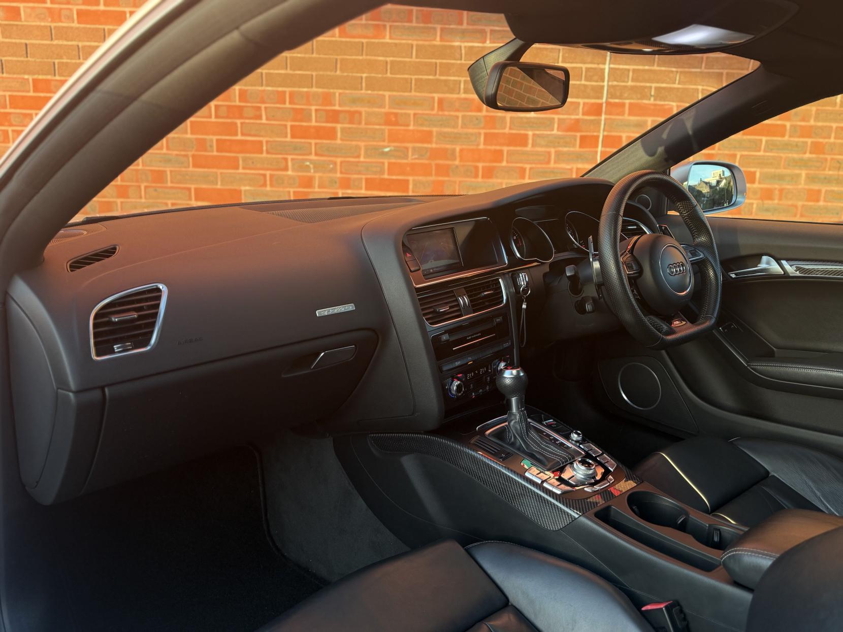 Audi RS5 4.2 FSI V8 Coupe 2dr Petrol S Tronic quattro Euro 5 (450 ps)