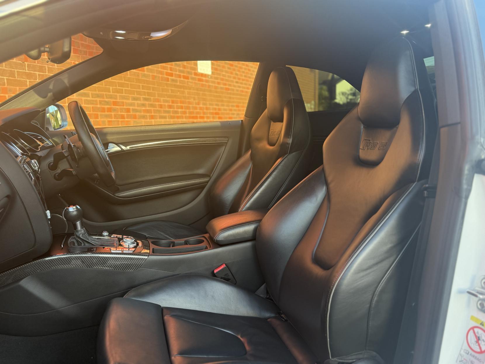 Audi RS5 4.2 FSI V8 Coupe 2dr Petrol S Tronic quattro Euro 5 (450 ps)