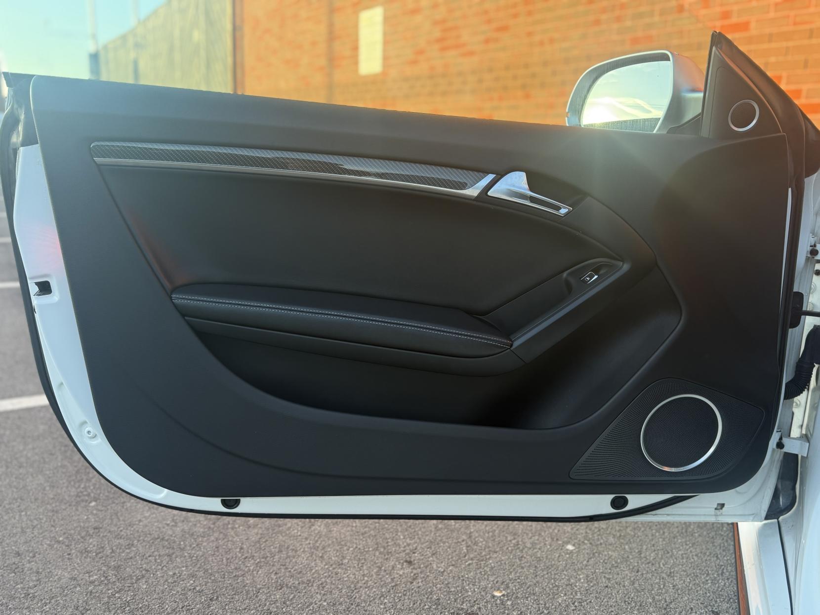 Audi RS5 4.2 FSI V8 Coupe 2dr Petrol S Tronic quattro Euro 5 (450 ps)