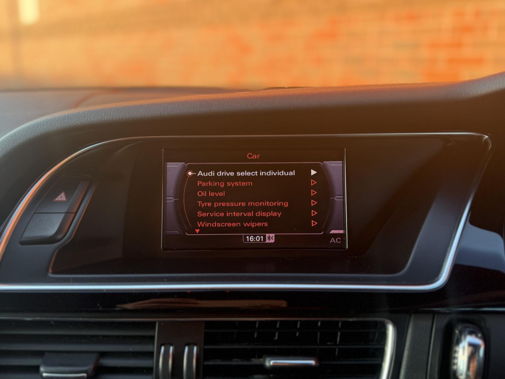 Audi RS5 4.2 FSI V8 Coupe 2dr Petrol S Tronic quattro Euro 5 (450 ps)