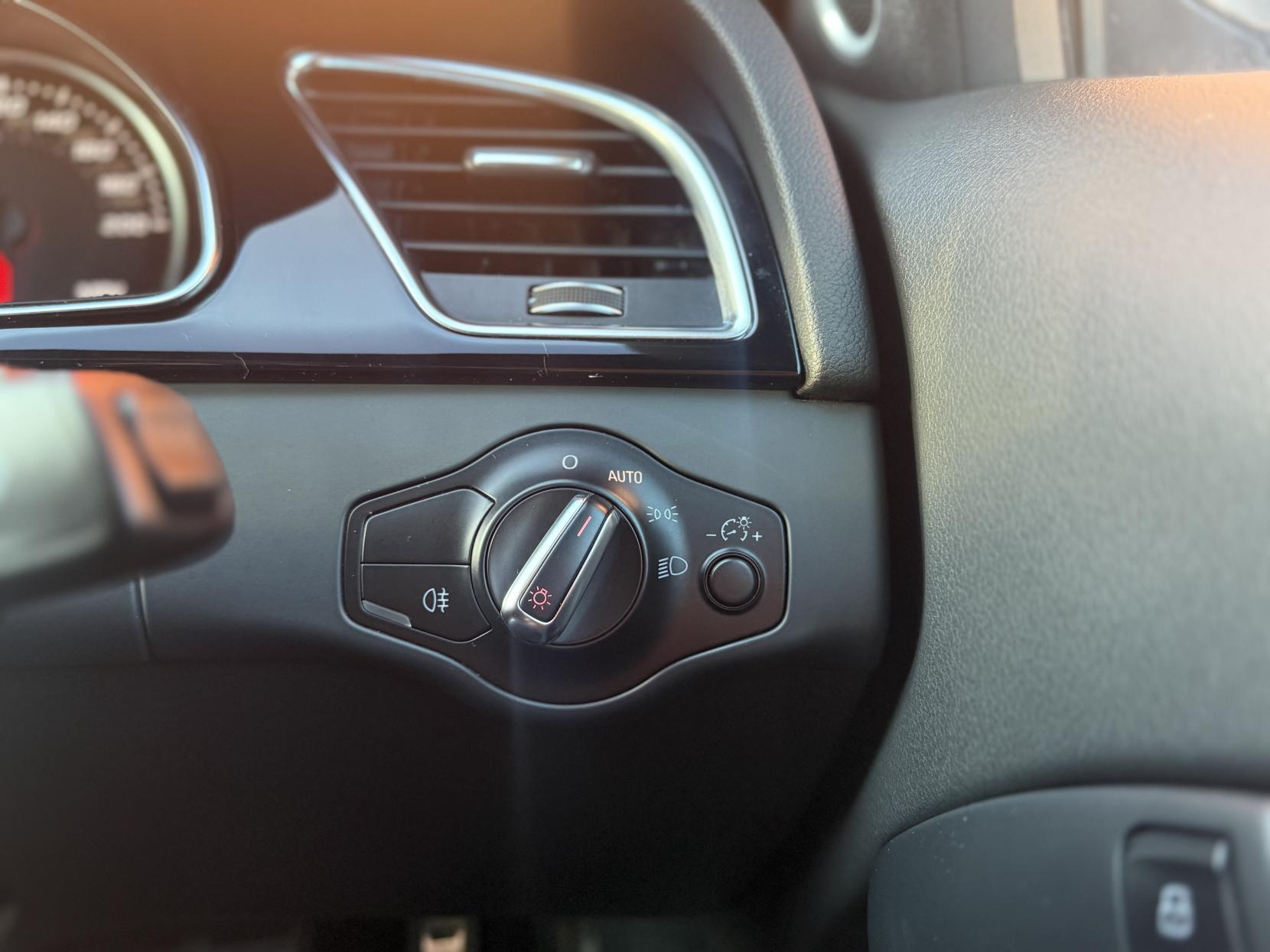 Audi RS5 4.2 FSI V8 Coupe 2dr Petrol S Tronic quattro Euro 5 (450 ps)