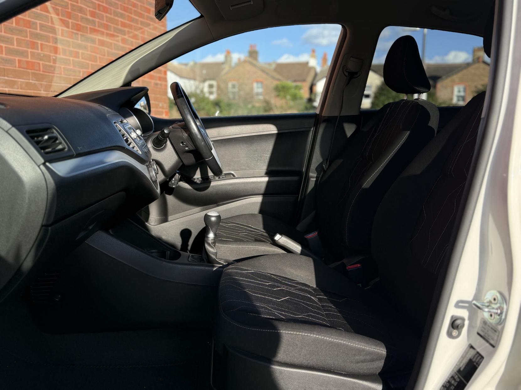 Kia Picanto 1.0 EcoDynamics SE Hatchback 5dr Petrol Manual Euro 6 (s/s) (65 bhp)