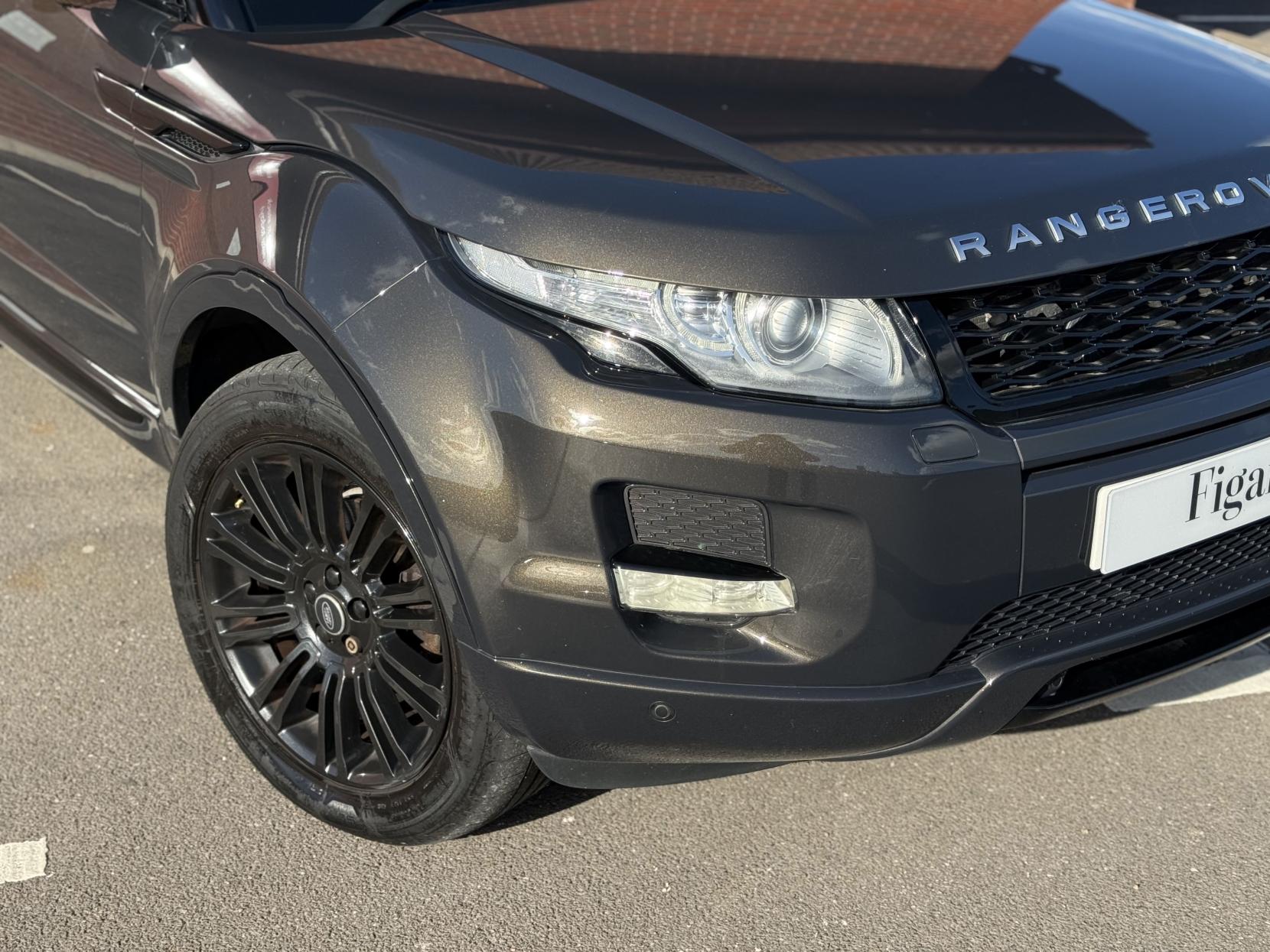 Land Rover Range Rover Evoque 2.2 SD4 Prestige SUV 5dr Diesel Manual 4WD Euro 5 (s/s) (190 ps)