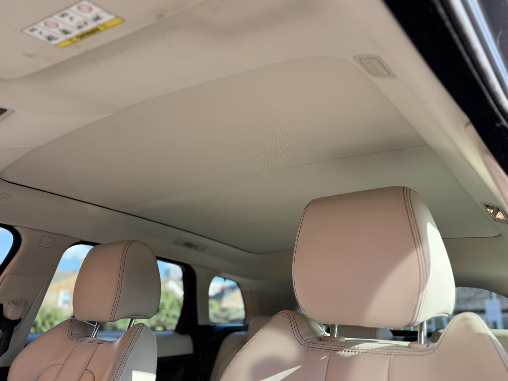 Land Rover Range Rover Evoque 2.2 SD4 Prestige SUV 5dr Diesel Manual 4WD Euro 5 (s/s) (190 ps)