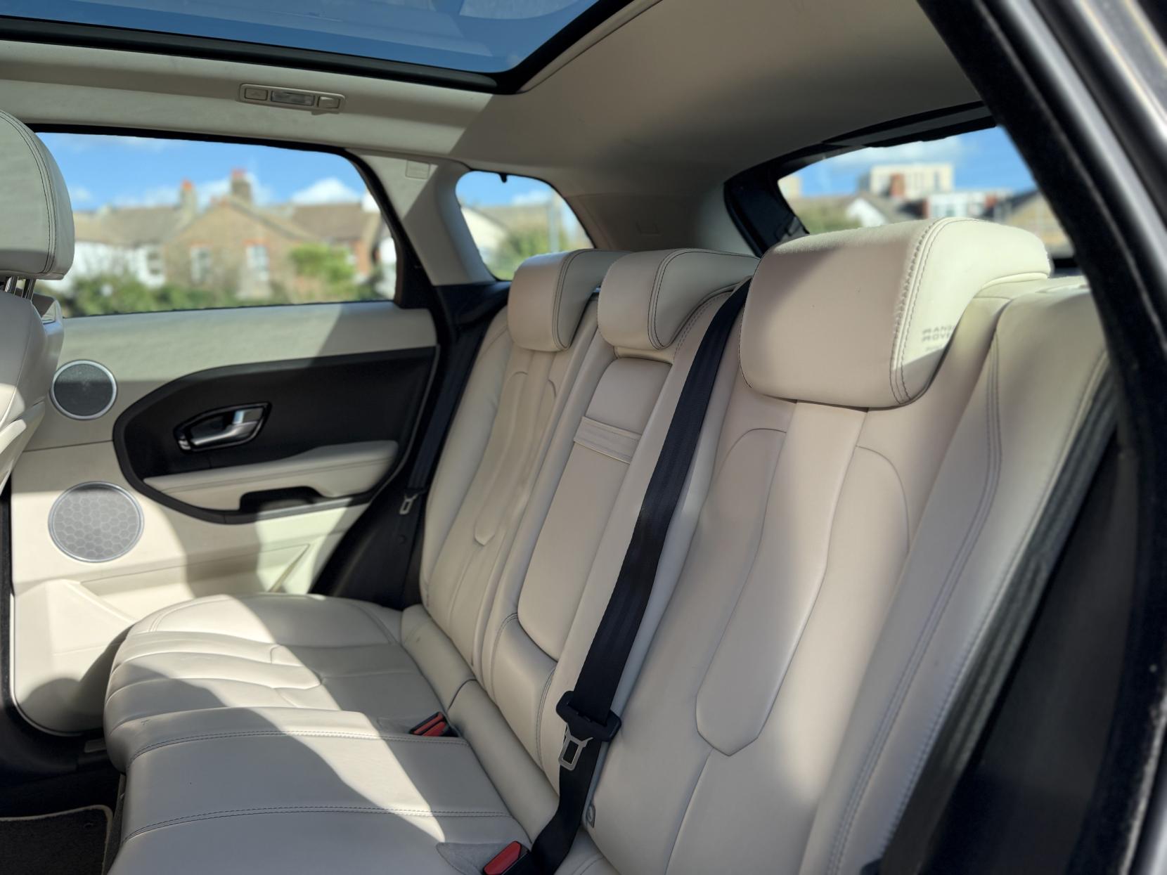 Land Rover Range Rover Evoque 2.2 SD4 Prestige SUV 5dr Diesel Manual 4WD Euro 5 (s/s) (190 ps)