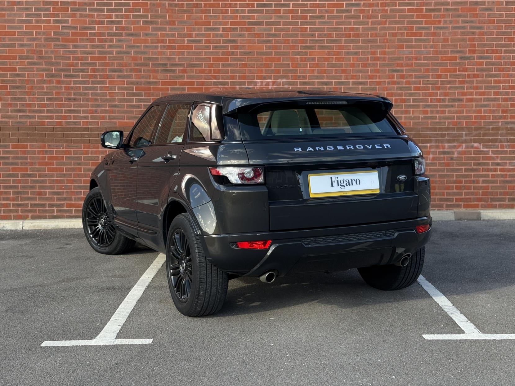 Land Rover Range Rover Evoque 2.2 SD4 Prestige SUV 5dr Diesel Manual 4WD Euro 5 (s/s) (190 ps)