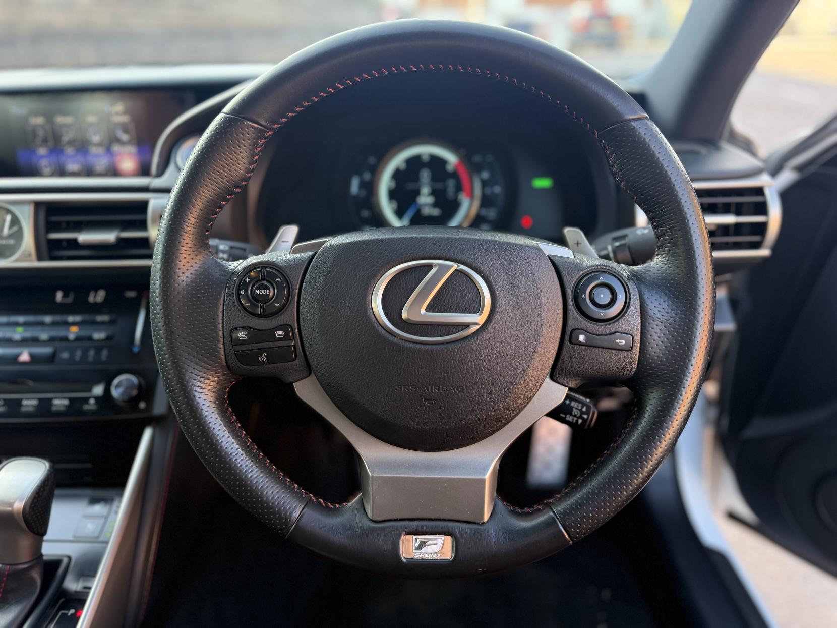 Lexus IS 2.5 300h F Sport Saloon 4dr Petrol Hybrid E-CVT Euro 5 (s/s) (223 ps)