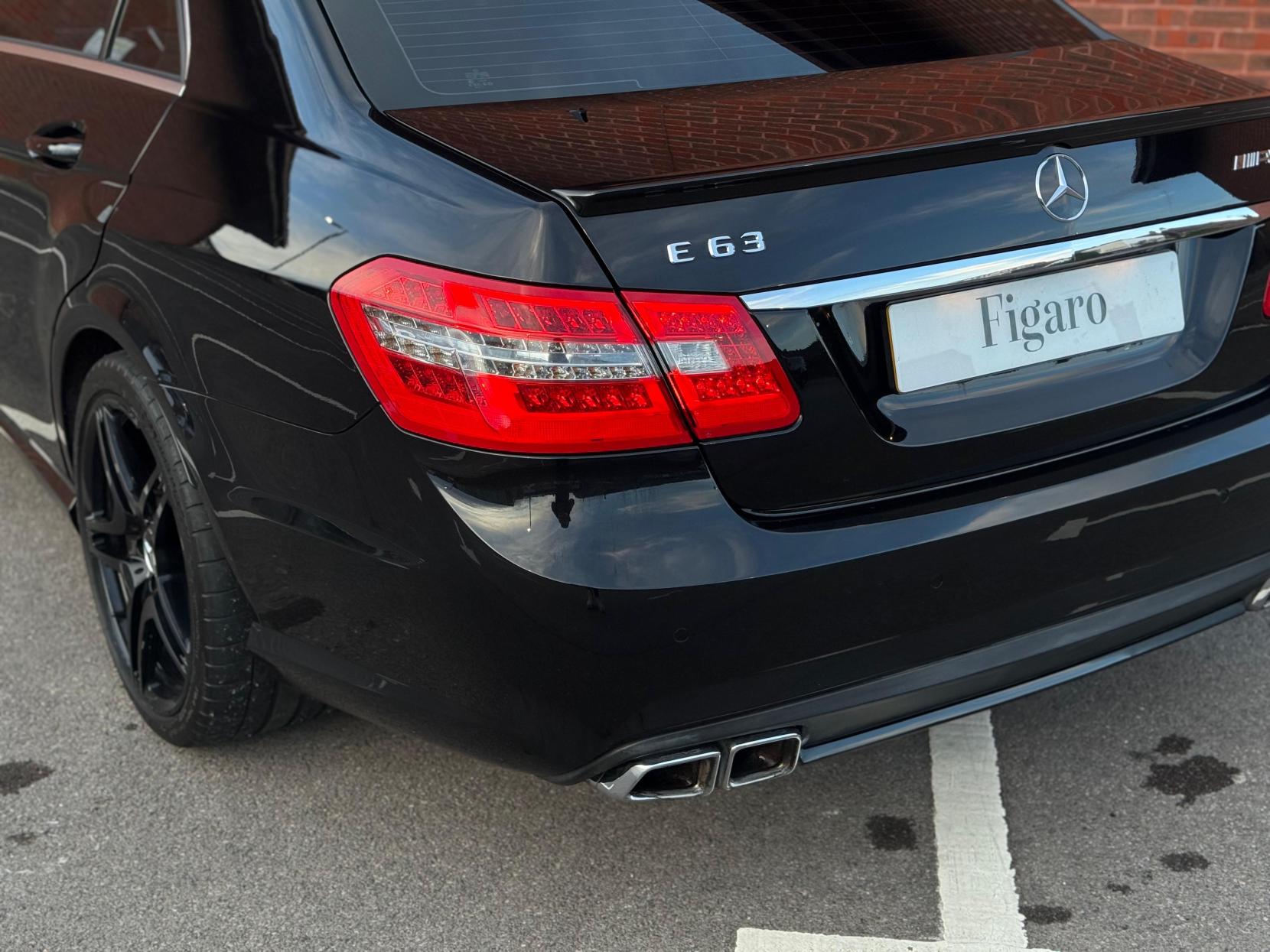 Mercedes-Benz E Class 6.2 E63 V8 AMG Saloon 4dr Petrol G-Tronic Euro 5 (525 ps)