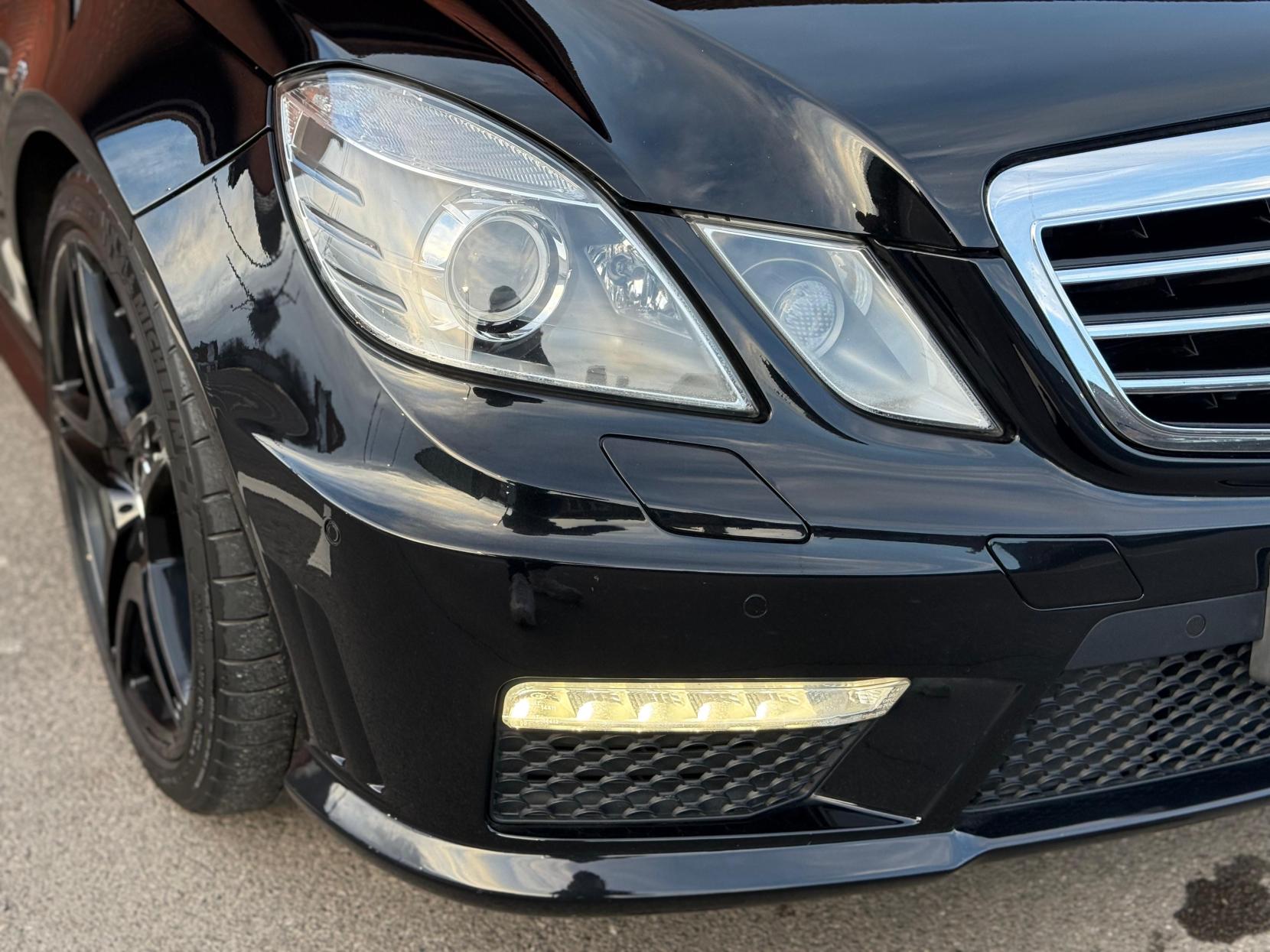 Mercedes-Benz E Class 6.2 E63 V8 AMG Saloon 4dr Petrol G-Tronic Euro 5 (525 ps)