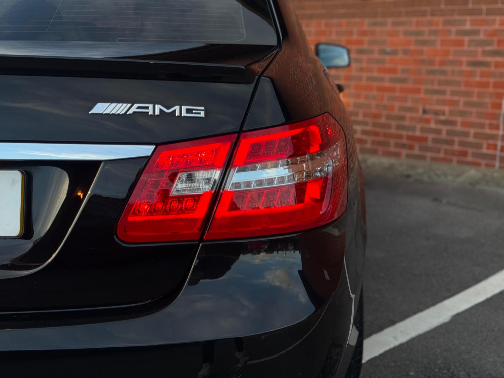 Mercedes-Benz E Class 6.2 E63 V8 AMG Saloon 4dr Petrol G-Tronic Euro 5 (525 ps)